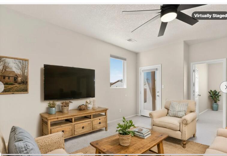 1305 Desert Paintbrush Loop NE