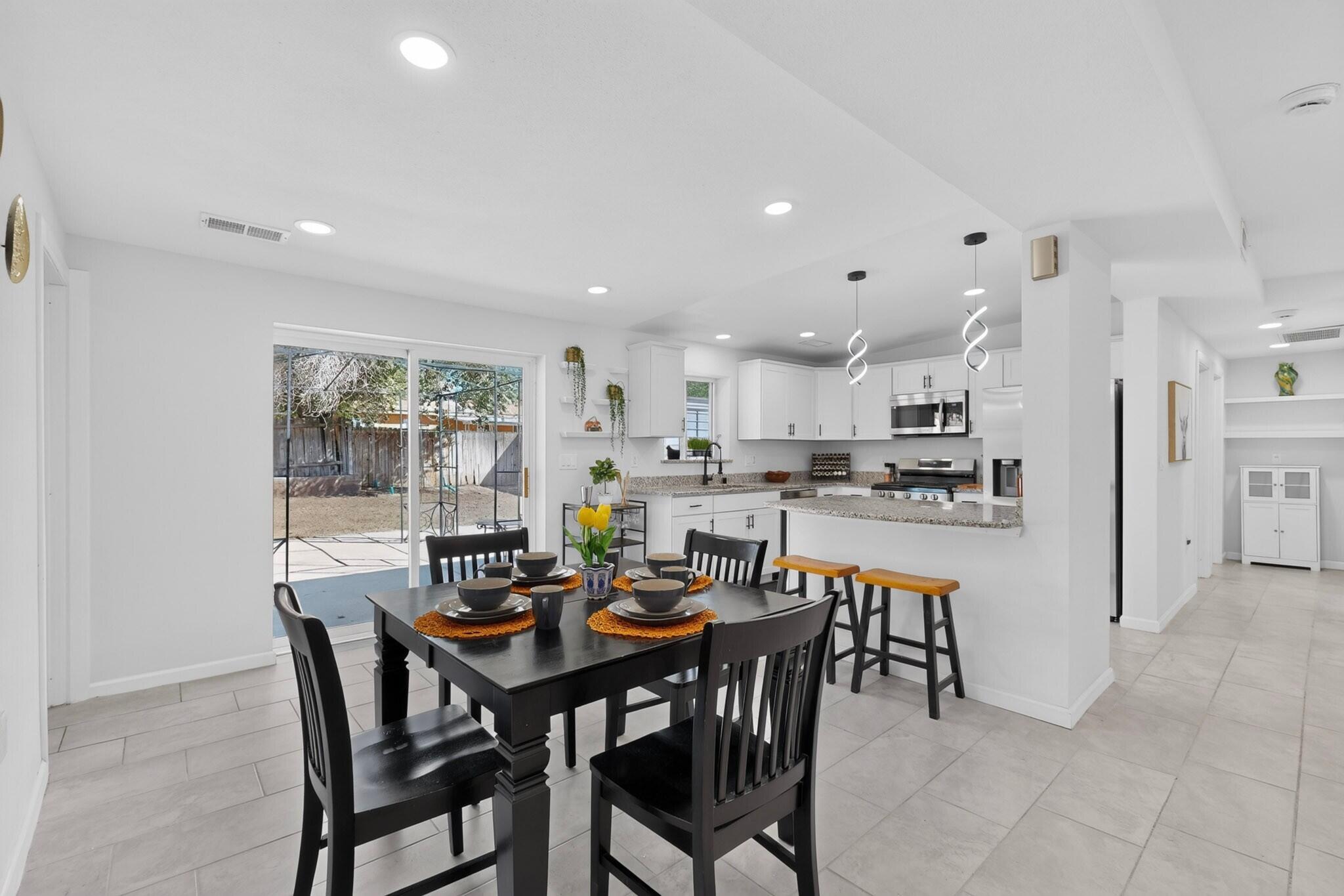 1124 Dorothy Street NE