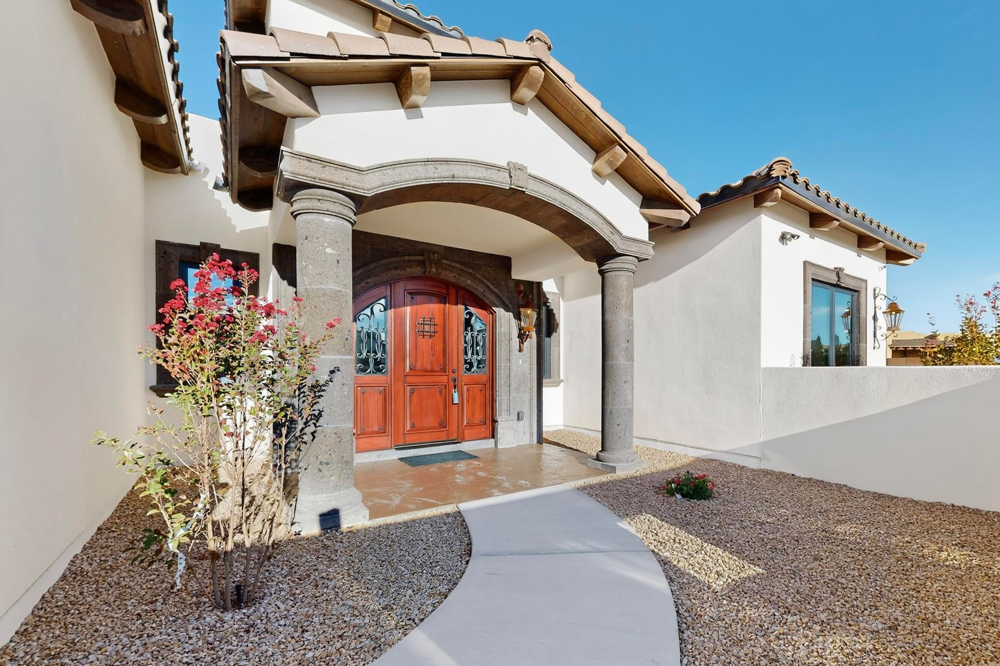 6224 Camino Alto Road NW