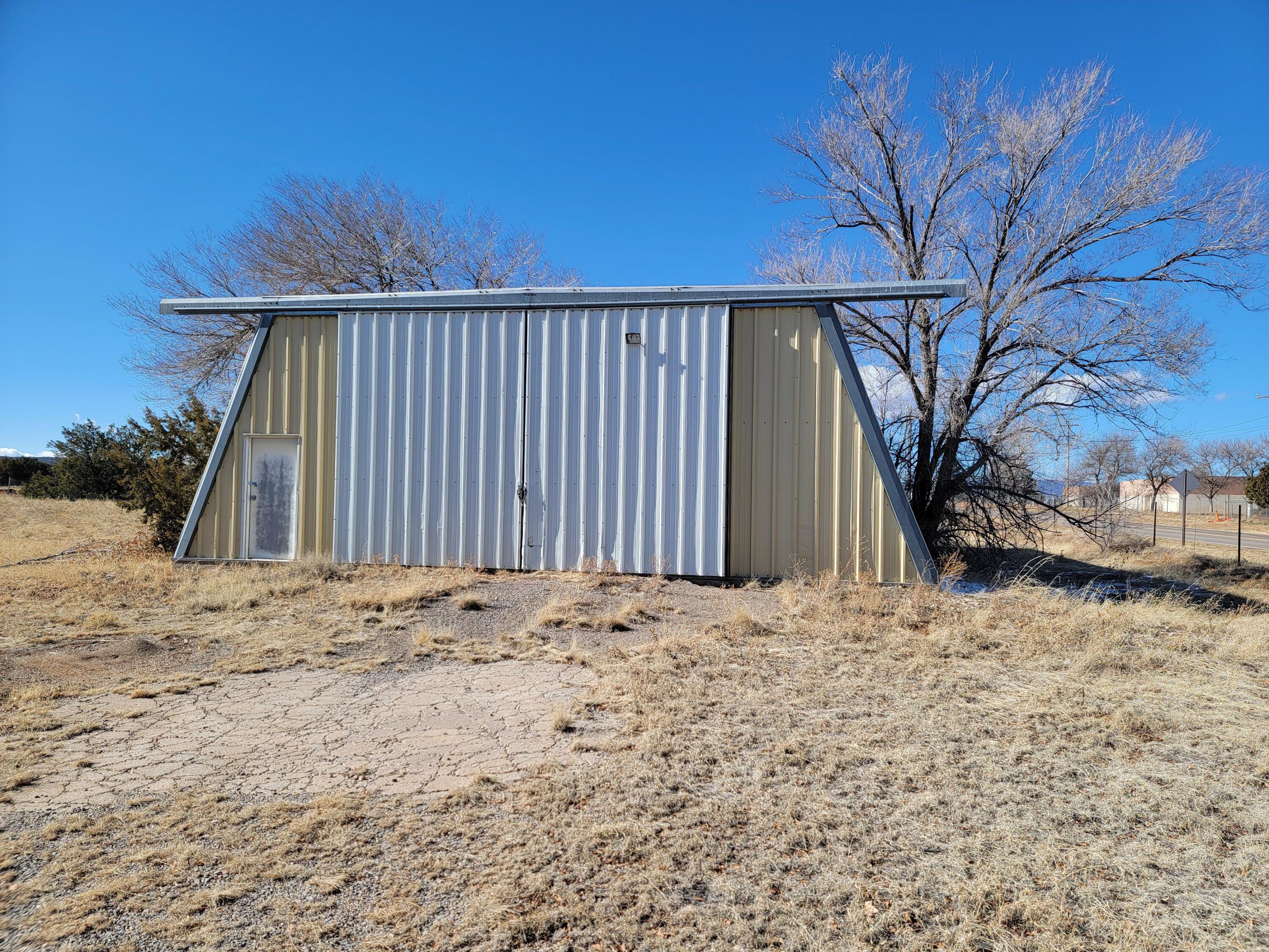 294 Dinkle Road, Edgewood, New Mexico image 1