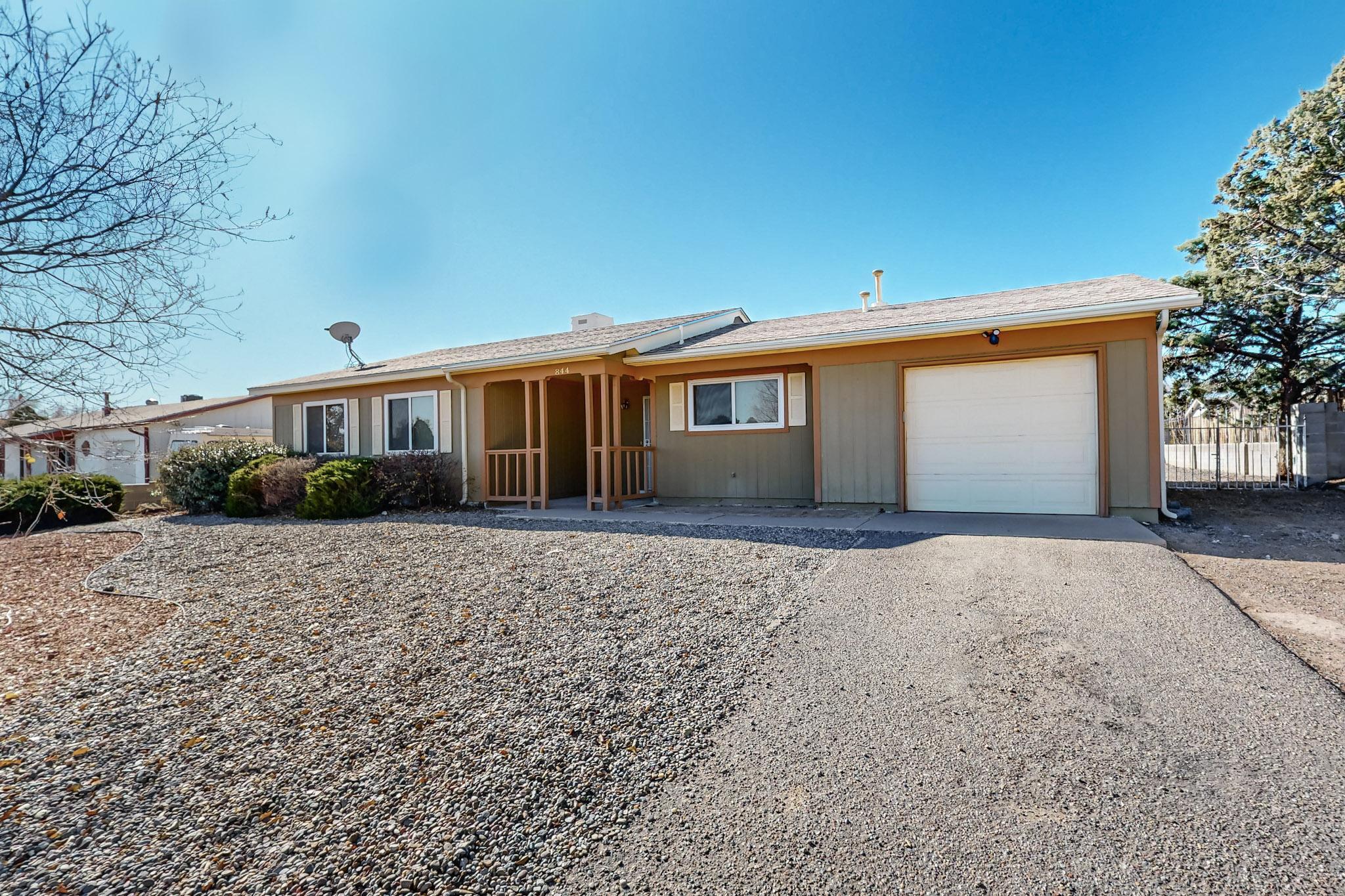 844 Archibeque Avenue, Rio Rancho, New Mexico image 3