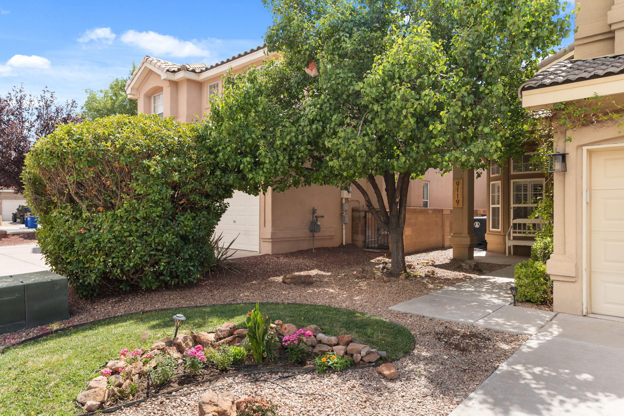 9119 Autumn Rose Drive NE