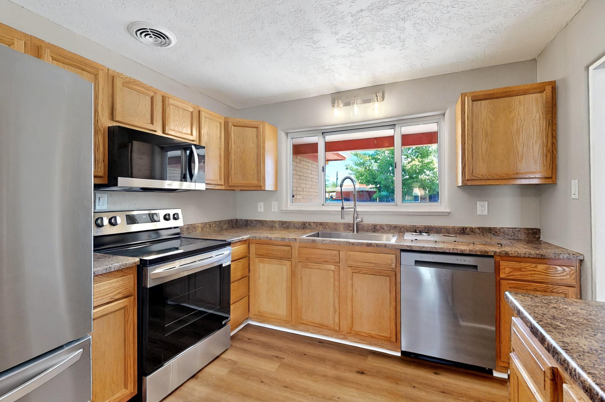 1036 Florida Street, Albuquerque, New Mexico image 6