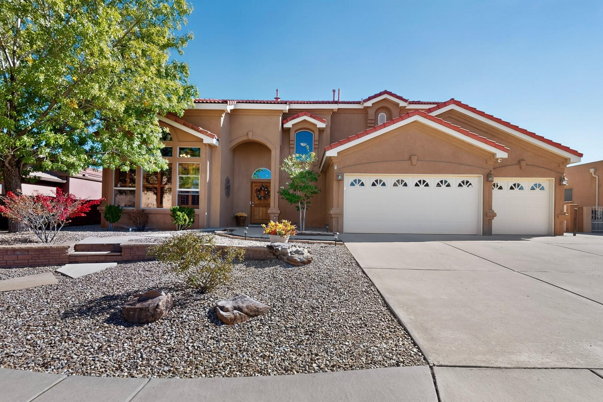 3805 Bay Hill Loop SE