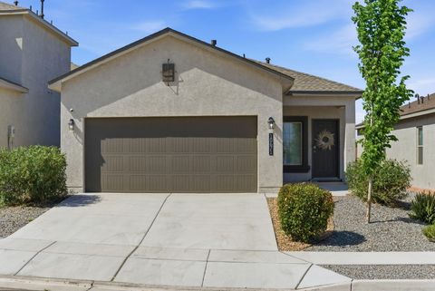 Photo of 10671 Savoya Lane SW, Albuquerque, NM 87121 (MLS # 1101807)