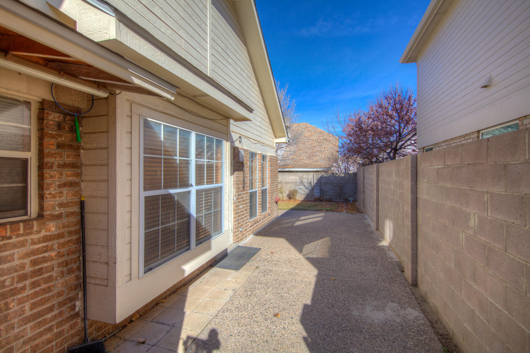 8023 Argyle Avenue NE