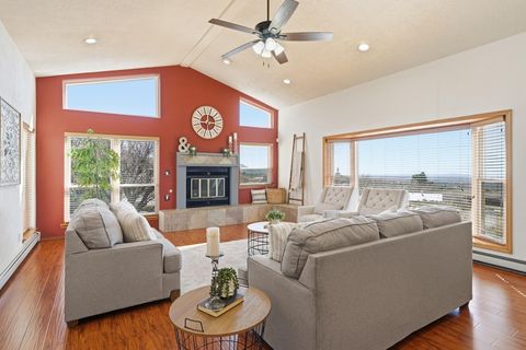 Photo of 900 Piedra Larga Place NE, Albuquerque, NM 87123 (MLS # 1098778)