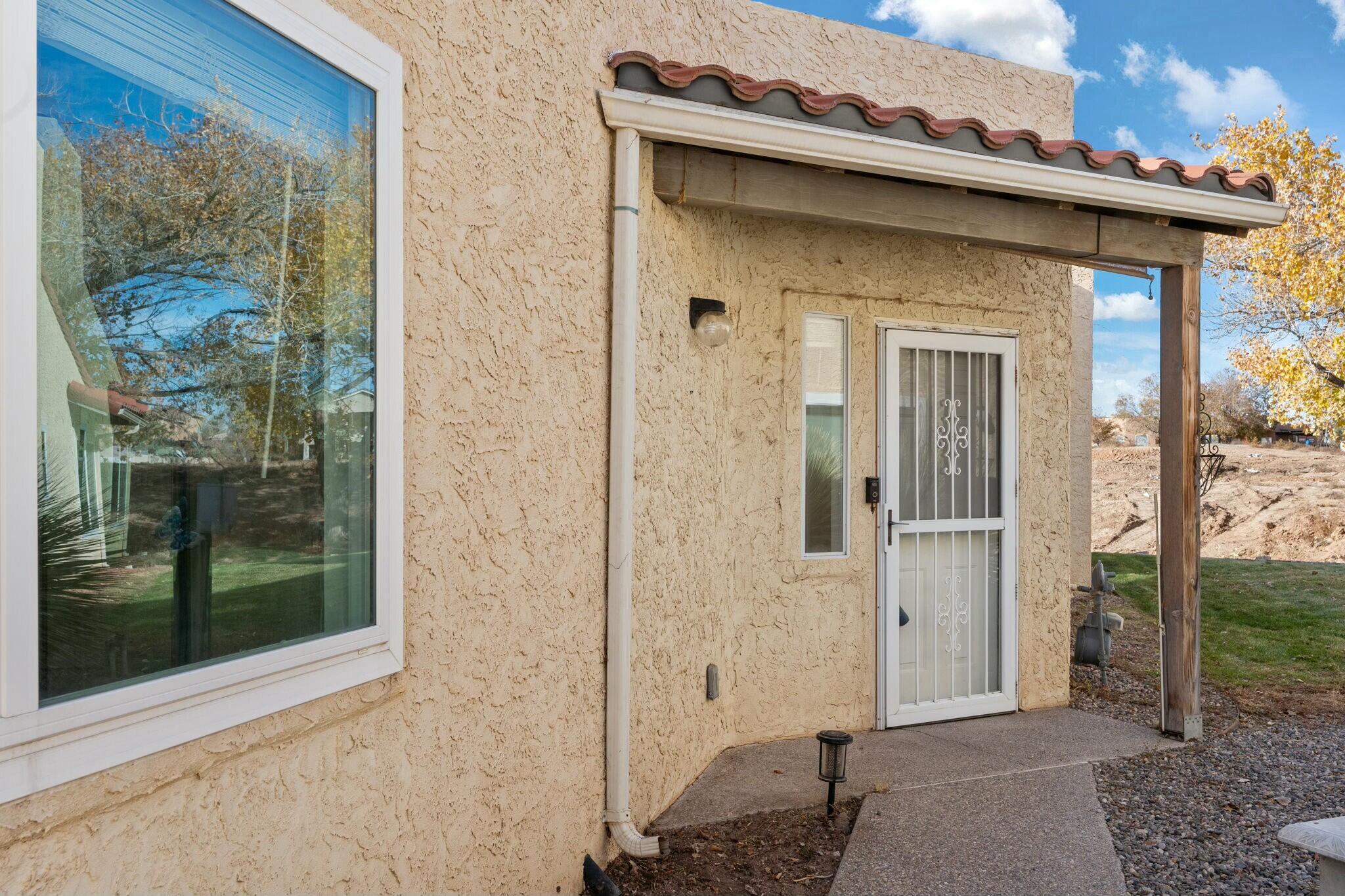 608 Eastlake Drive, Rio Rancho, New Mexico image 5