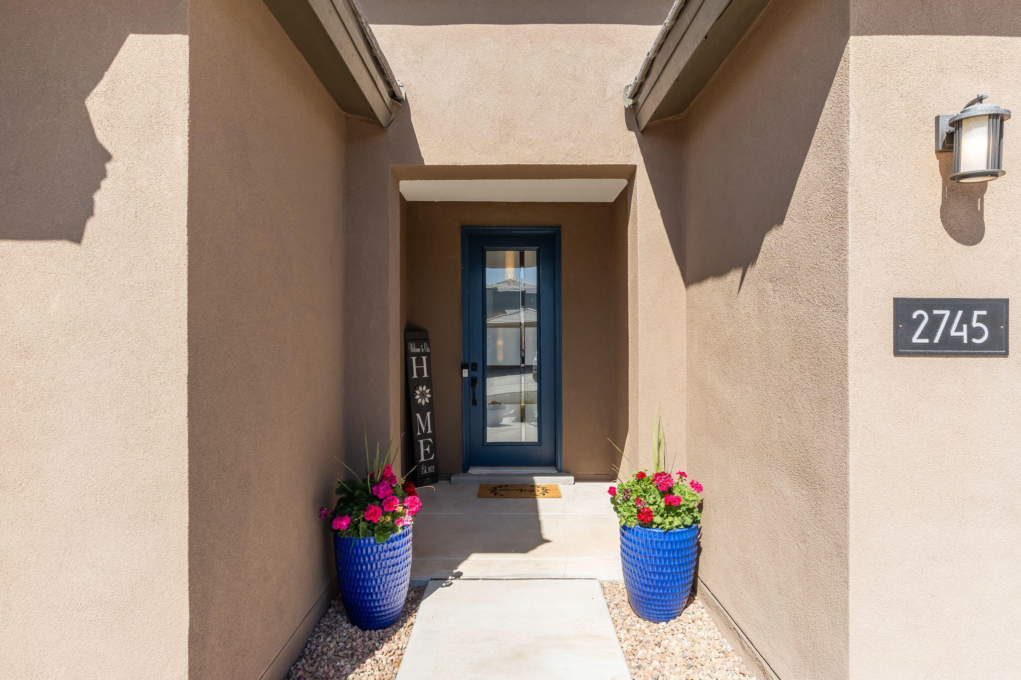 2745 Kings Canyon Loop NE