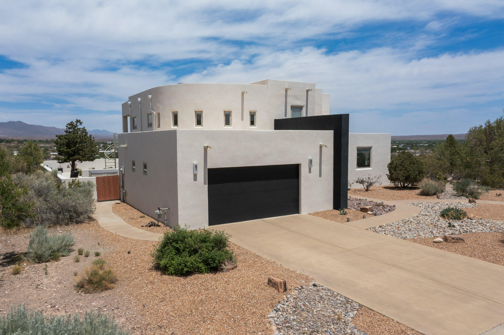 703 Buford Drive, Socorro, New Mexico image 2