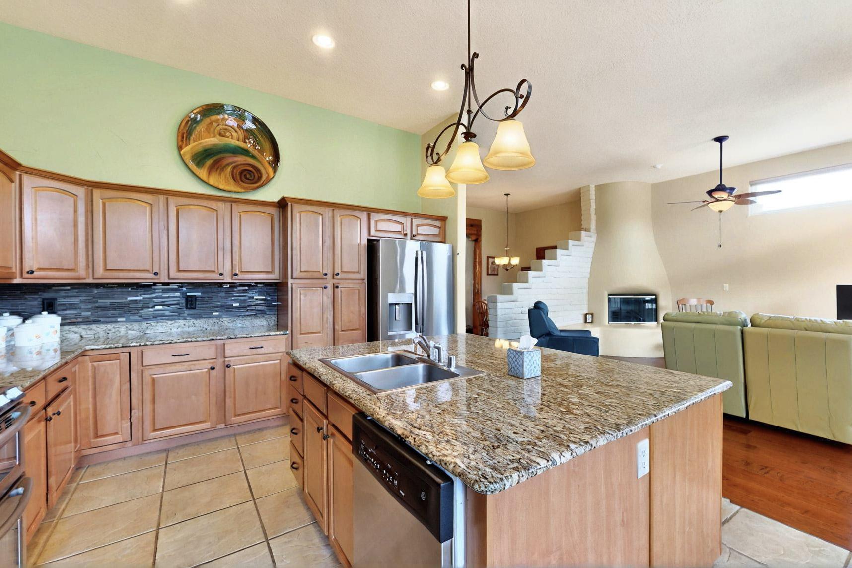 6500 Moon Shadows Drive, Albuquerque, New Mexico image 11