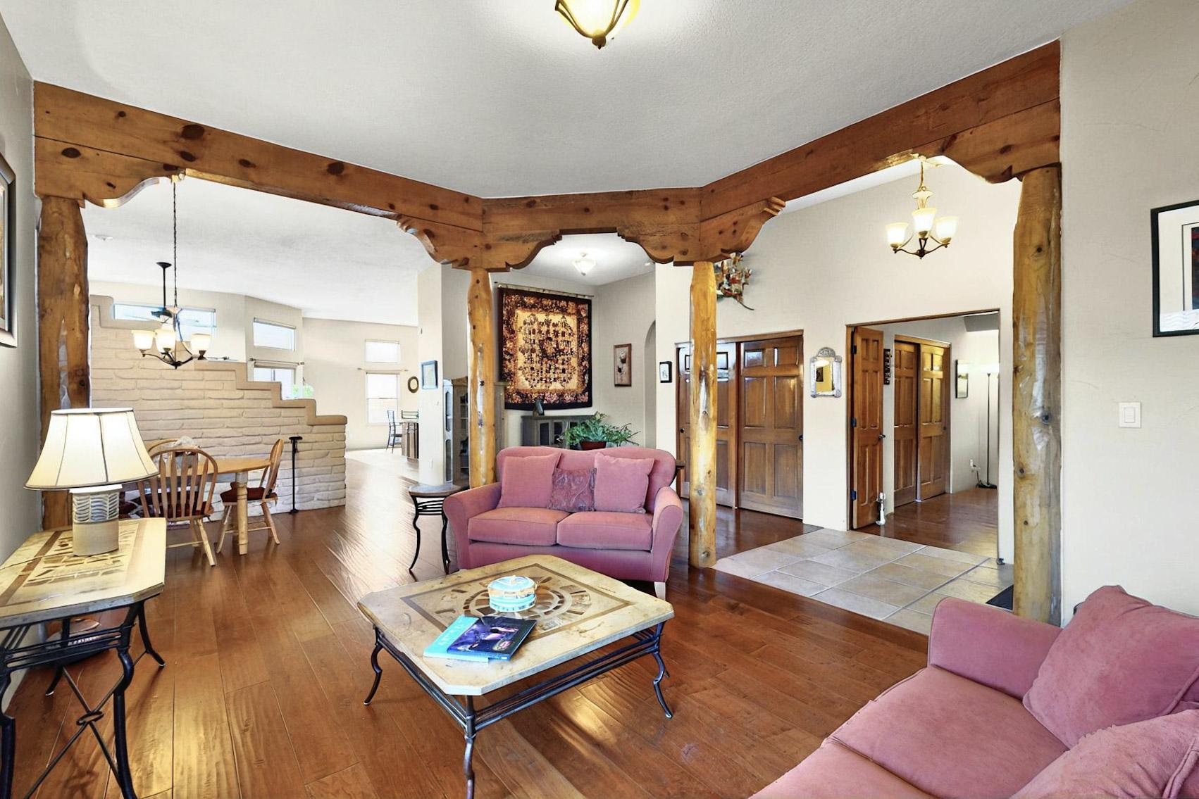 6500 Moon Shadows Drive, Albuquerque, New Mexico image 4