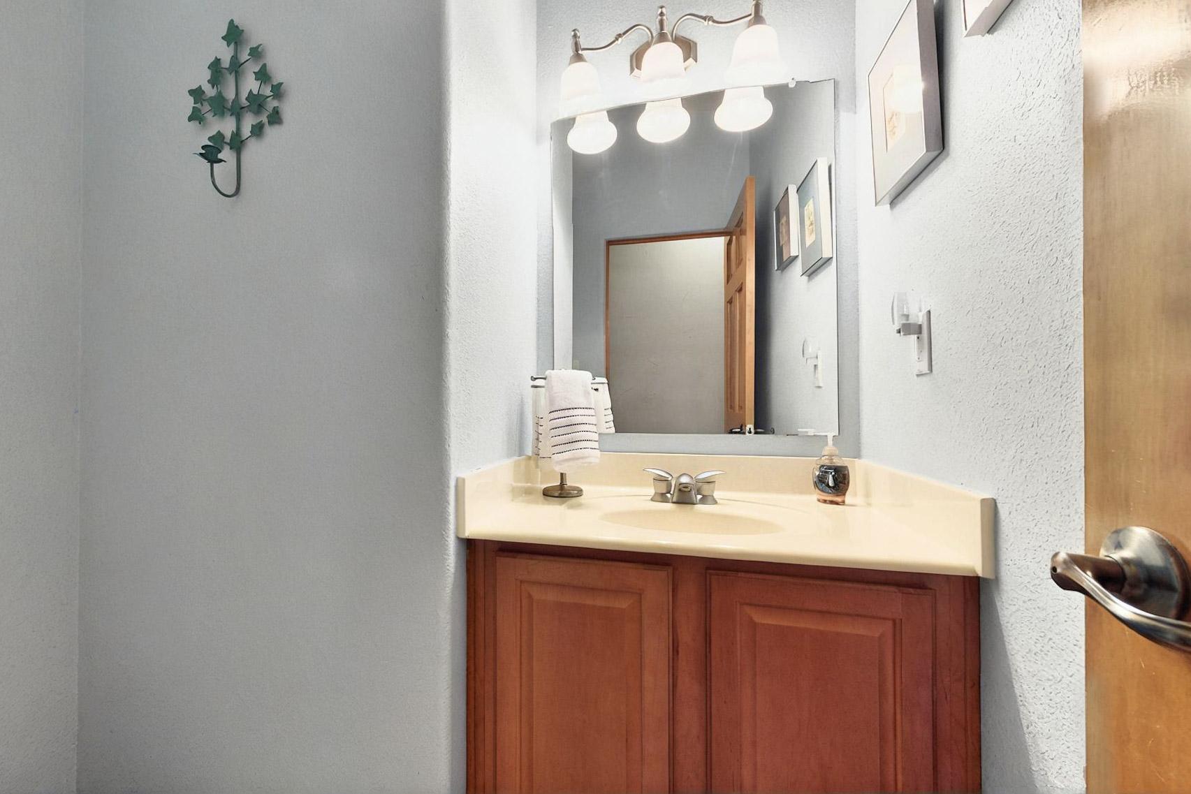 6500 Moon Shadows Drive, Albuquerque, New Mexico image 28