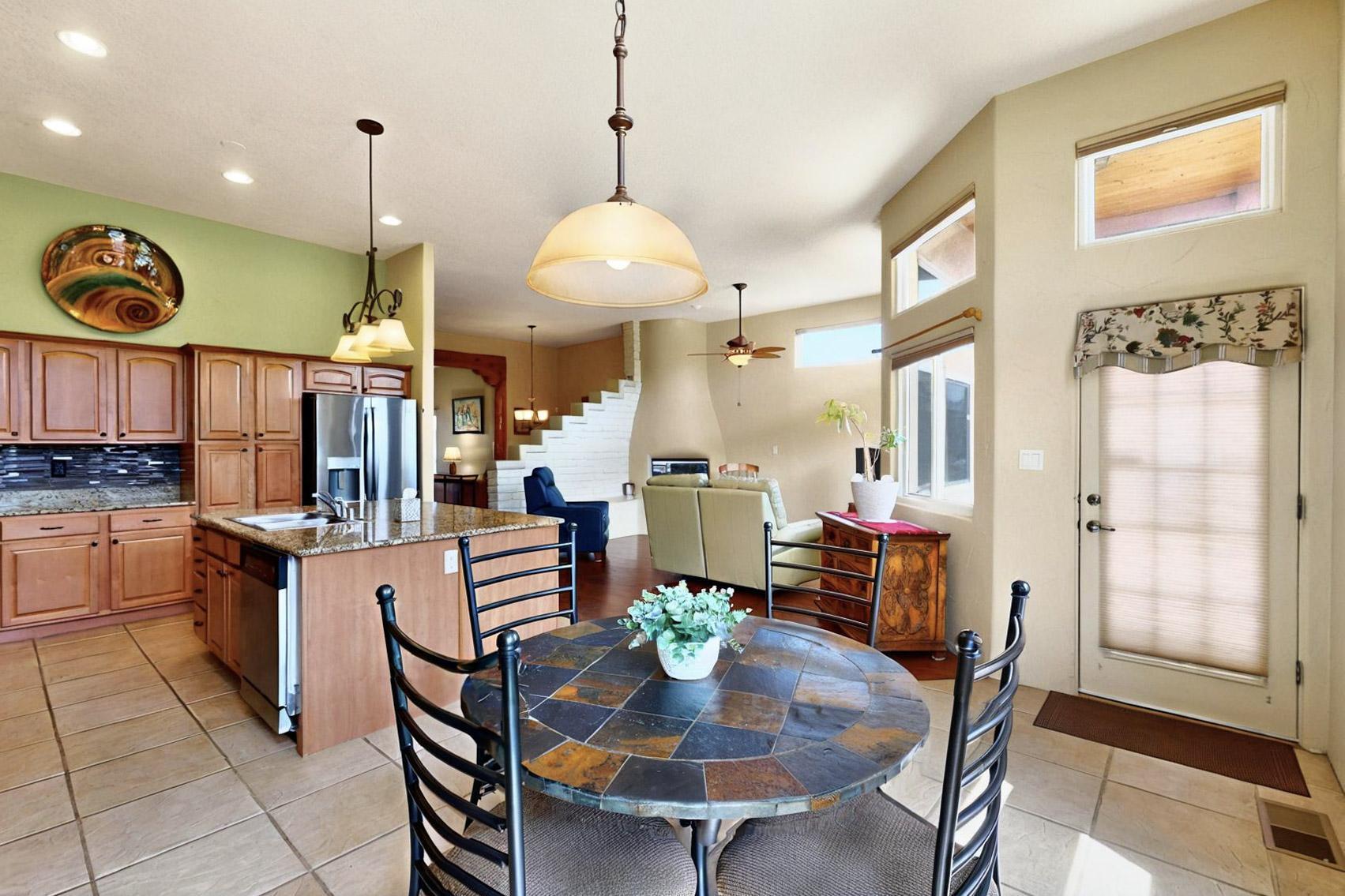 6500 Moon Shadows Drive, Albuquerque, New Mexico image 9