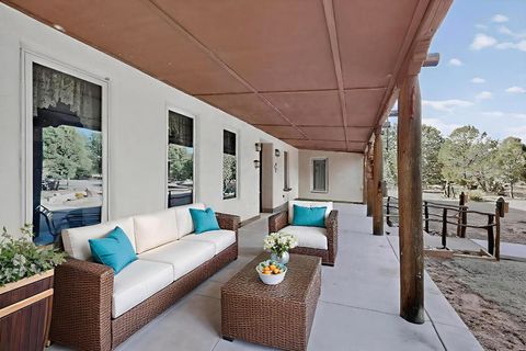 Photo of 112 Ten Pines Road, Torreon, NM 87061 (MLS # 1095415)