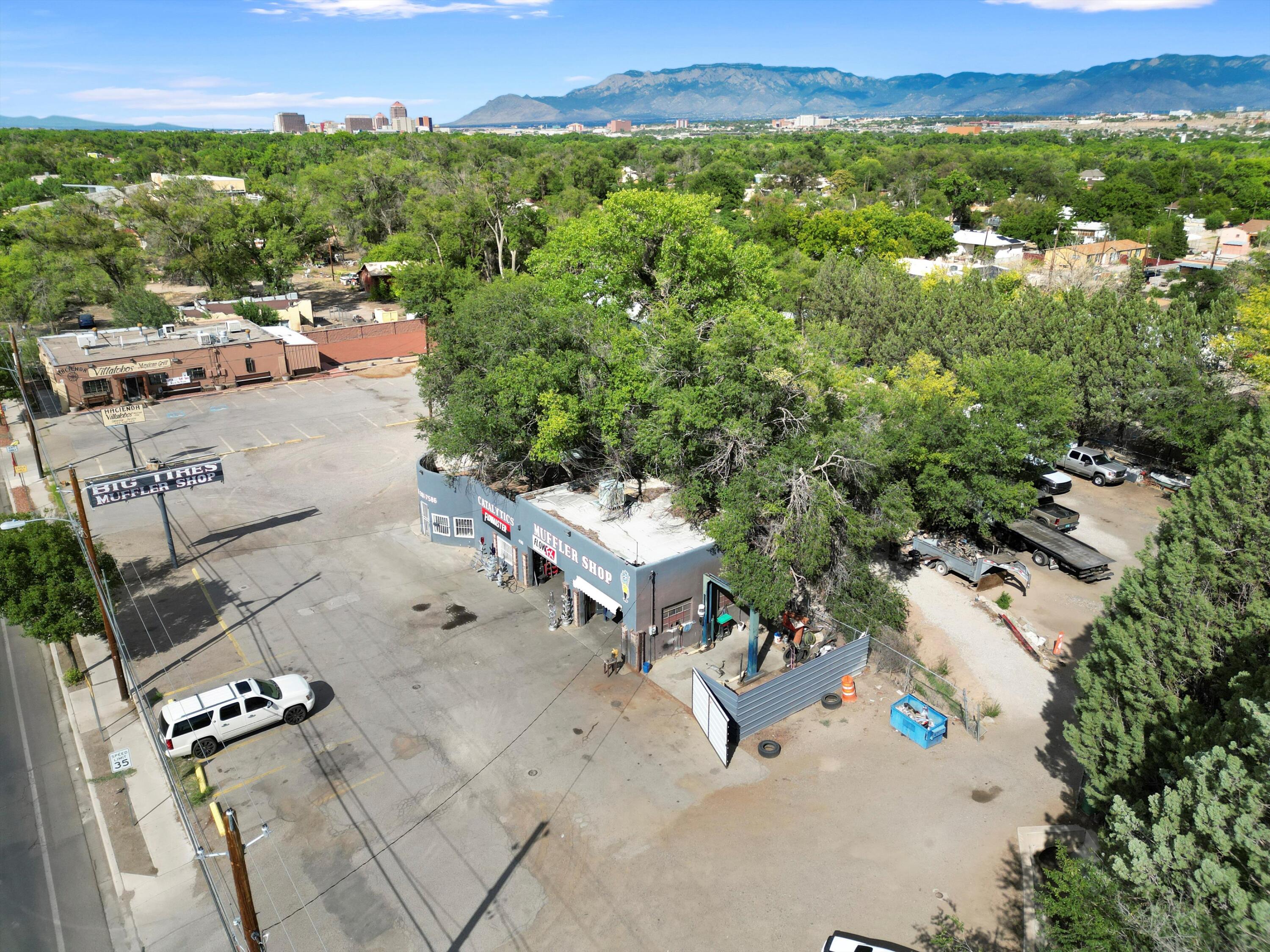 430 ISLETA Boulevard SW