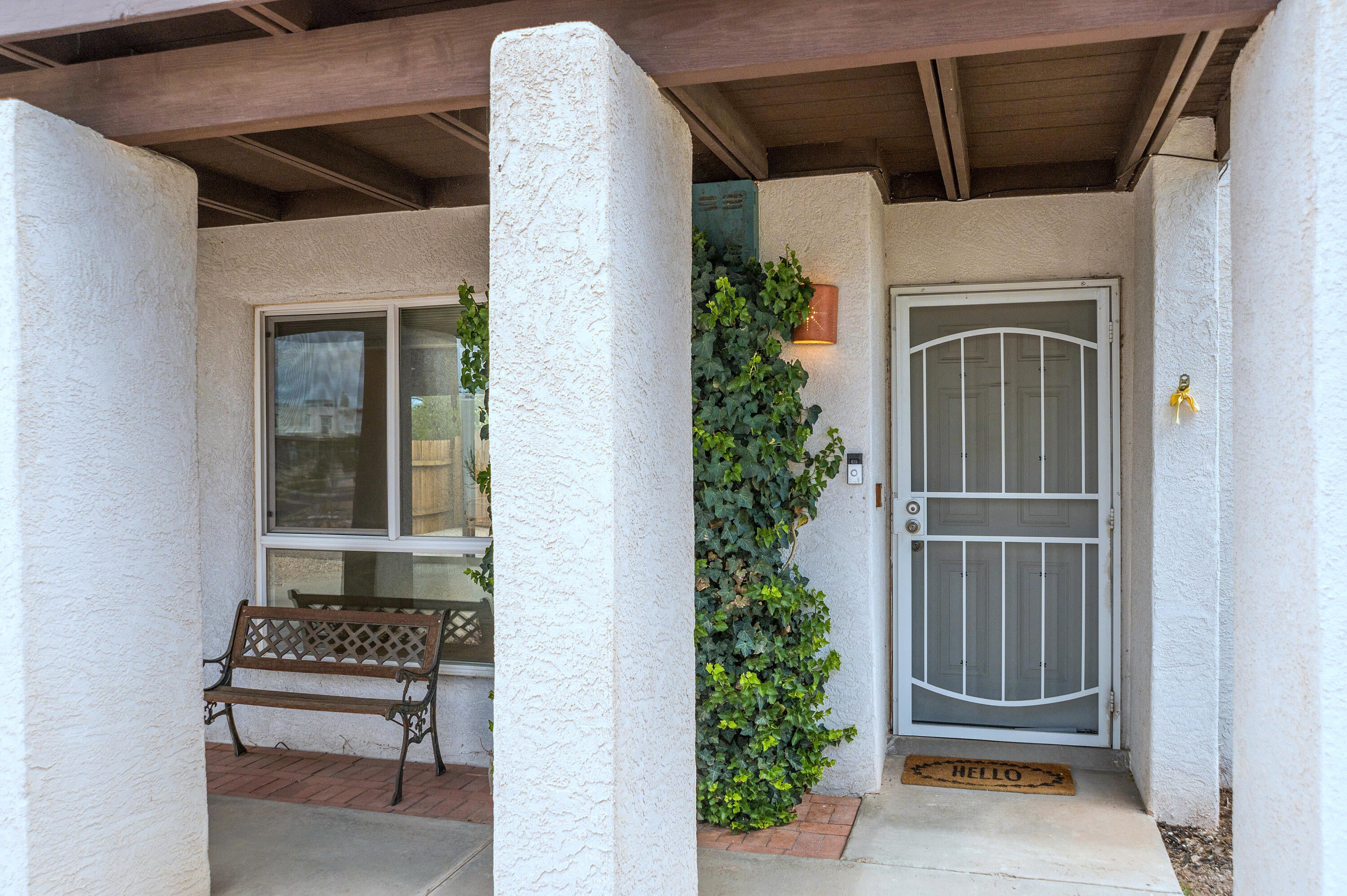 47 Calle Loma Parda NW