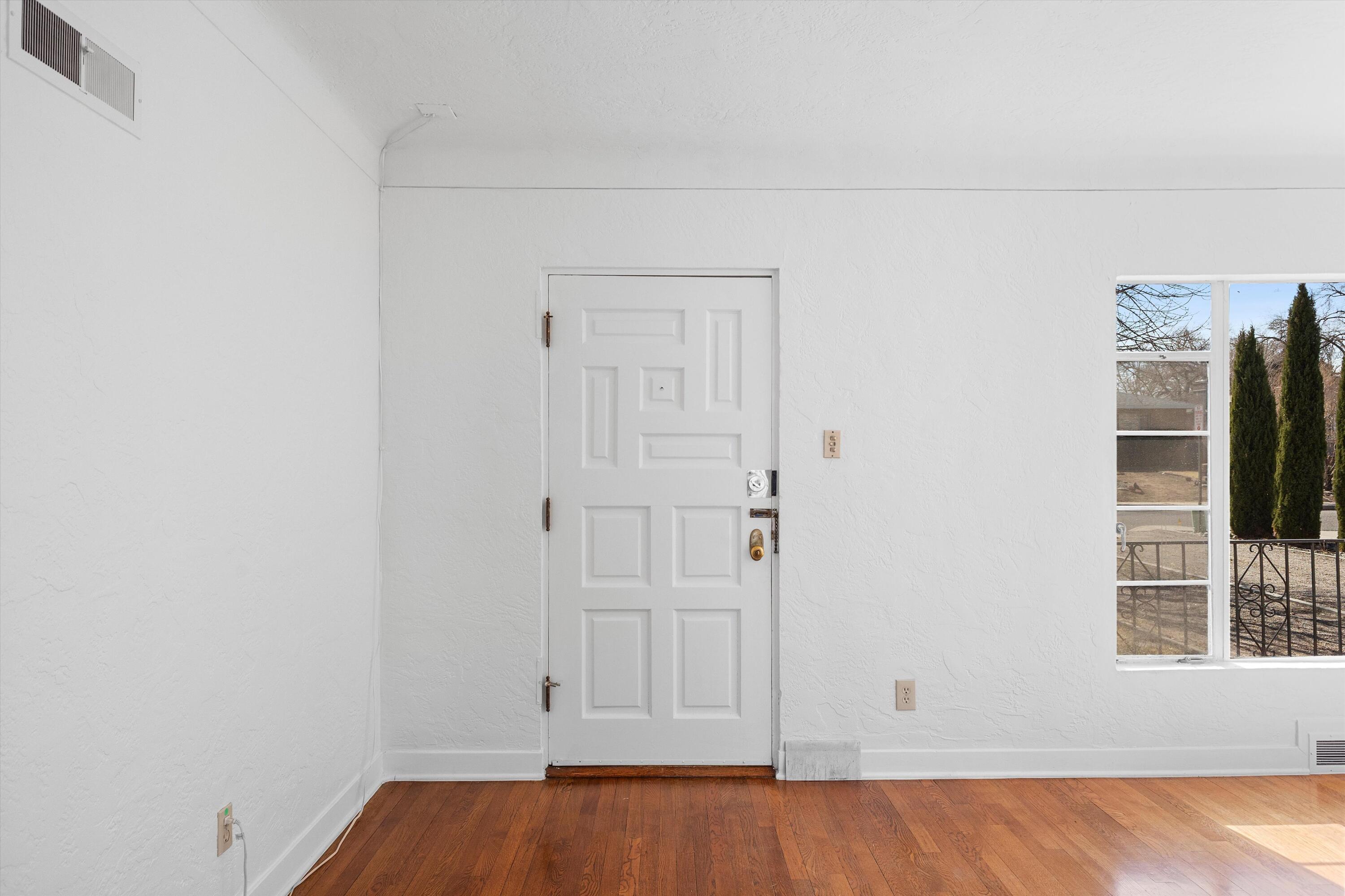 1423 Sigma Chi Road NE