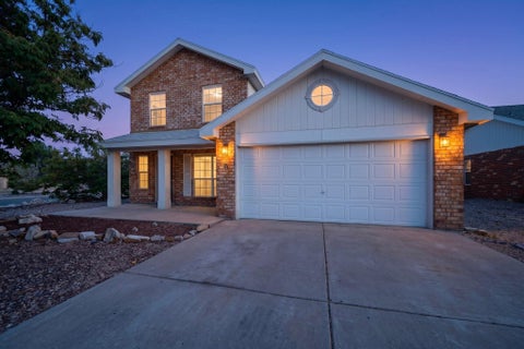 Photo of 16 Cliffrose Trail, Los Lunas, NM 87031 (MLS # 1108706)