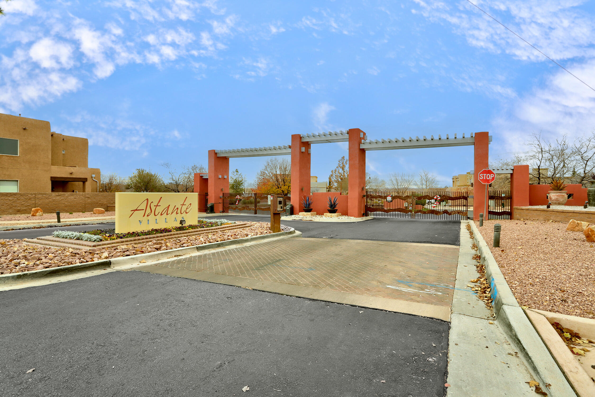 2551 Pelizzano Drive SE