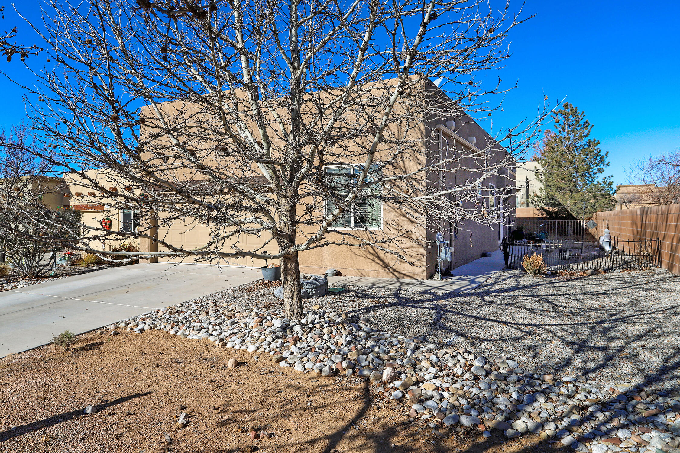 2551 Pelizzano Drive SE