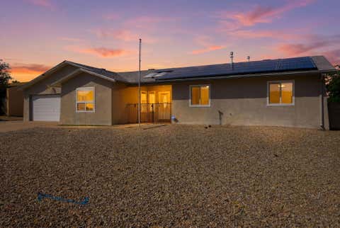Homes For Sale - 4001 La Frente Court<br/> Rio Rancho, NM 87124