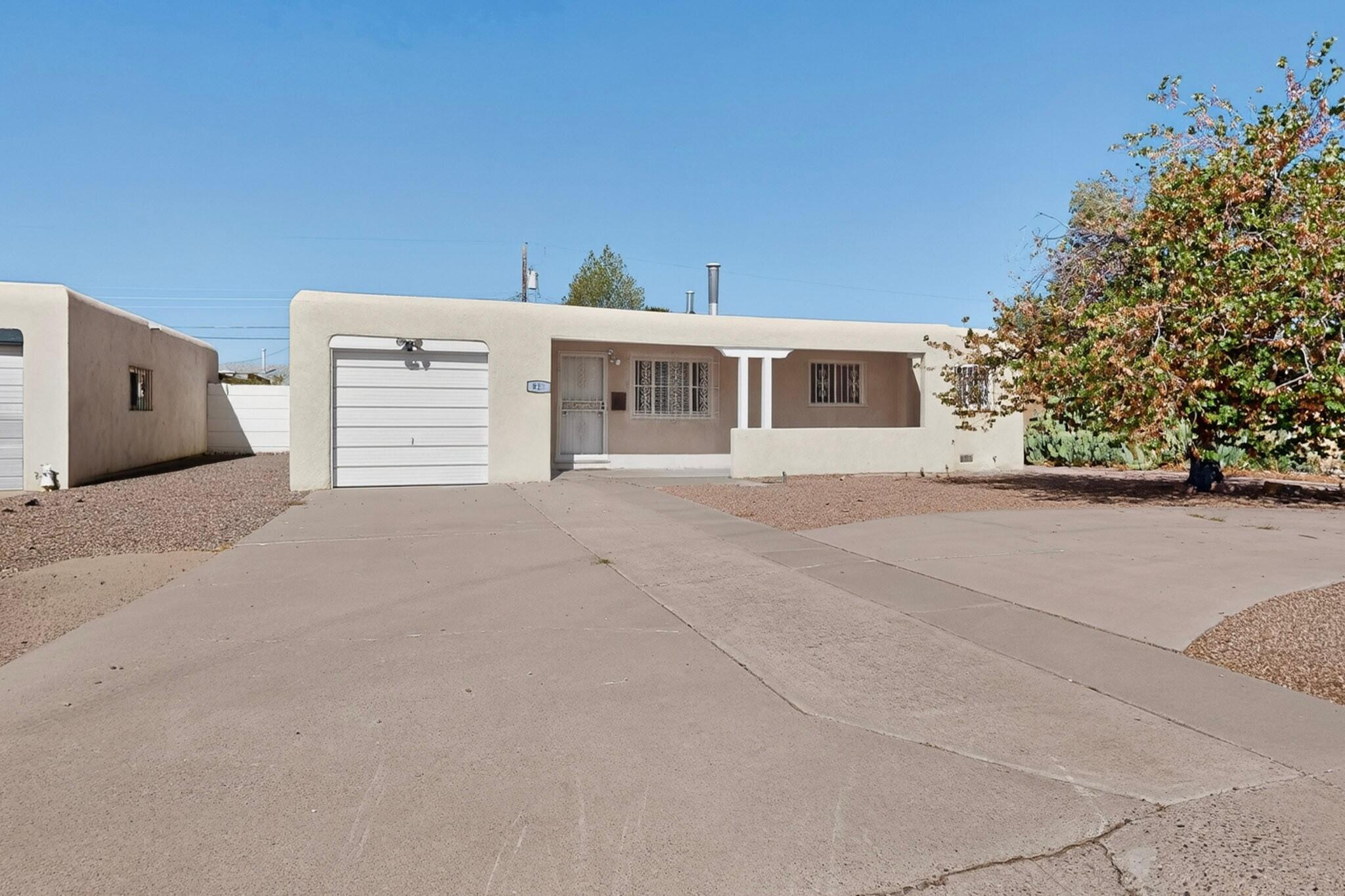 825 Dakota Street SE