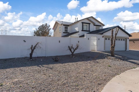 Photo of 8600 Casa De Luz Court NW, Albuquerque, NM 87120 (MLS # 1110676)