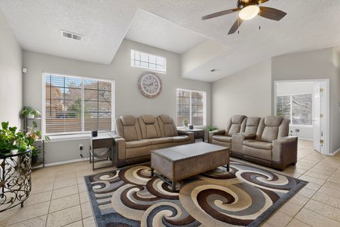 Photo of 5401 Kokopelli Court NW, Albuquerque, NM 87114 (MLS # 1099335)