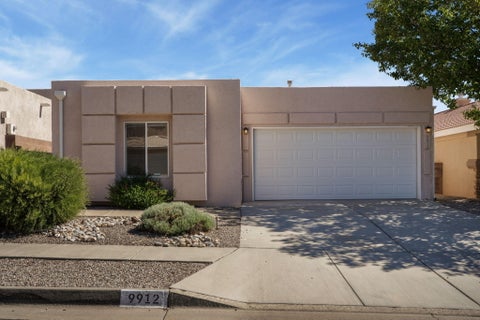 Homes For Sale - 9912 Irbid Road<br/> Bernalillo County, Albuquerque, NM 87122
