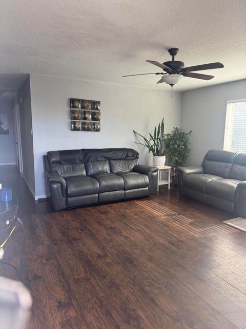 Photo of 220 Espejo Street NE, Albuquerque, NM 87123 (MLS # 1095096)