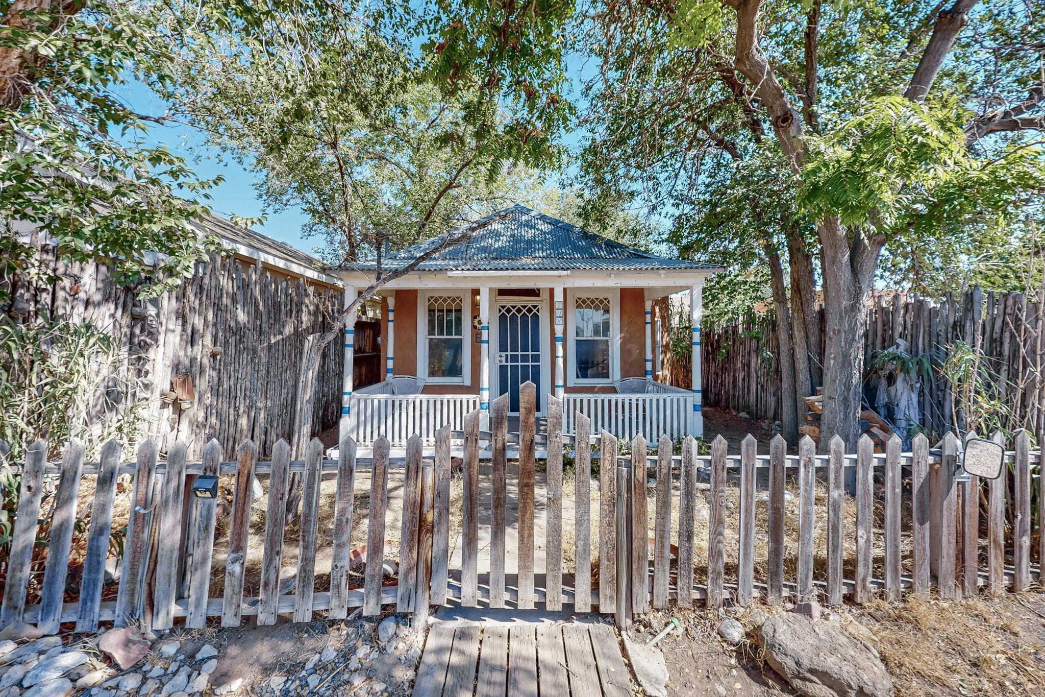 208 16th Street, Albuquerque, New Mexico image 3