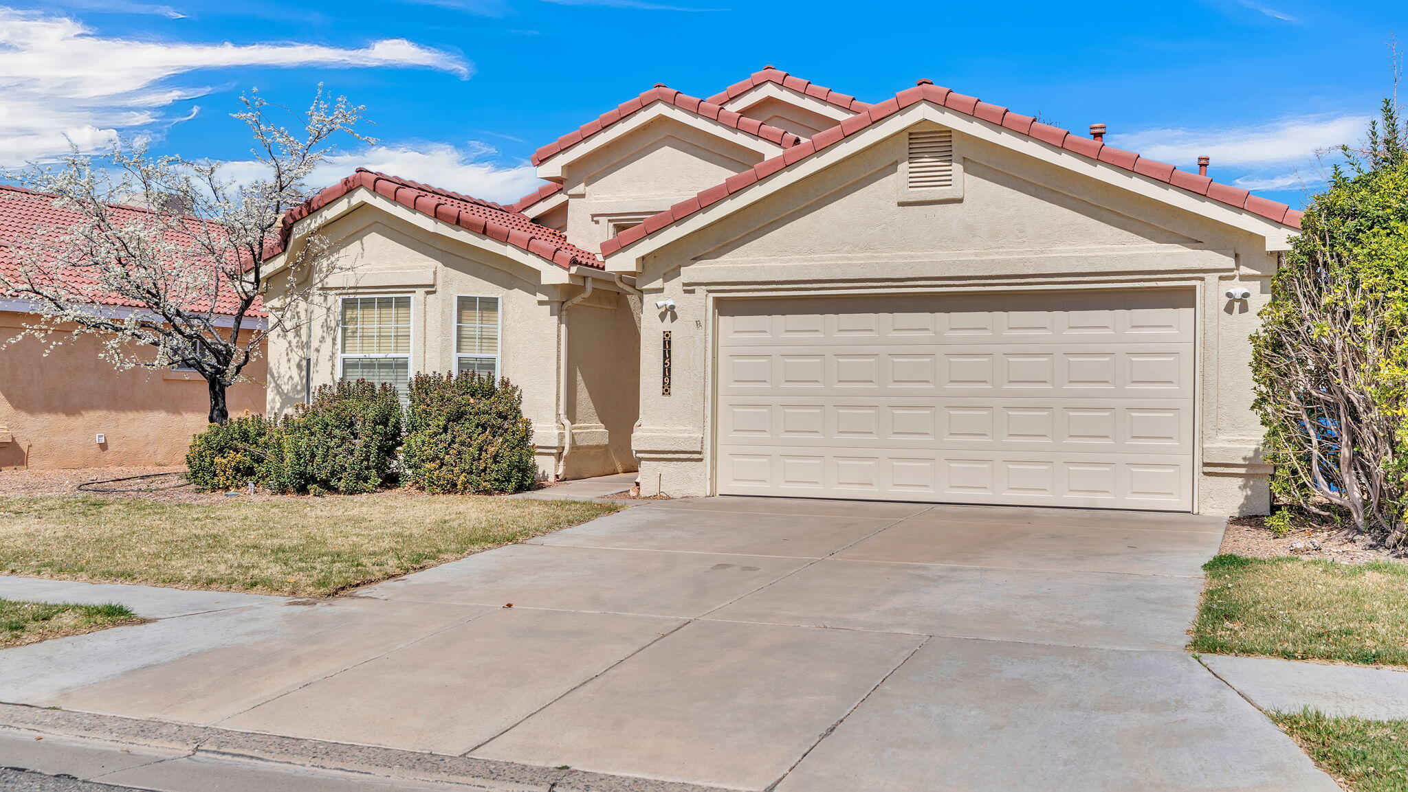 11519 Kings Canyon Road SE