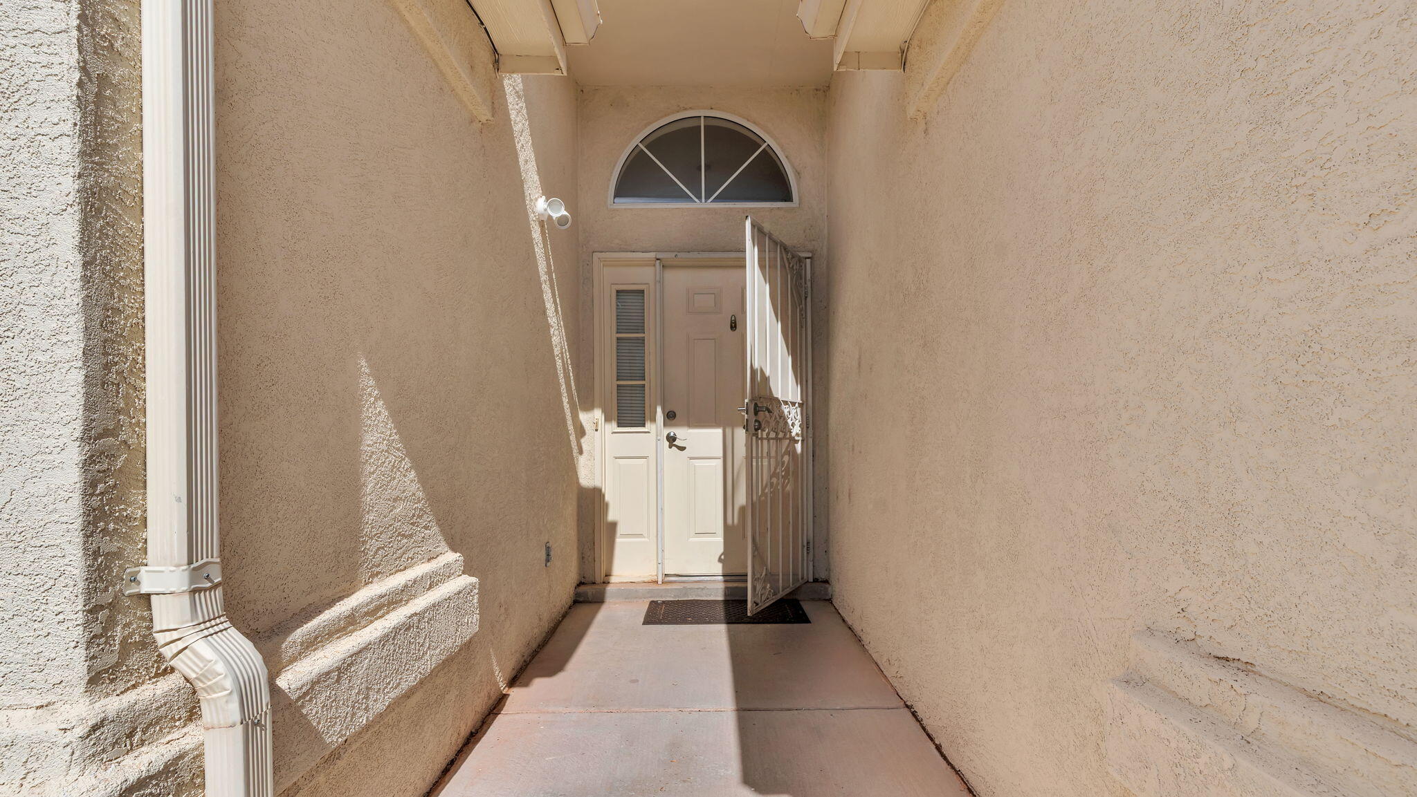 11519 Kings Canyon Road SE