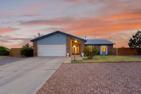 Photo of 4610 Sapphire Drive NE, Rio Rancho, NM 87124 (MLS # 1108958)
