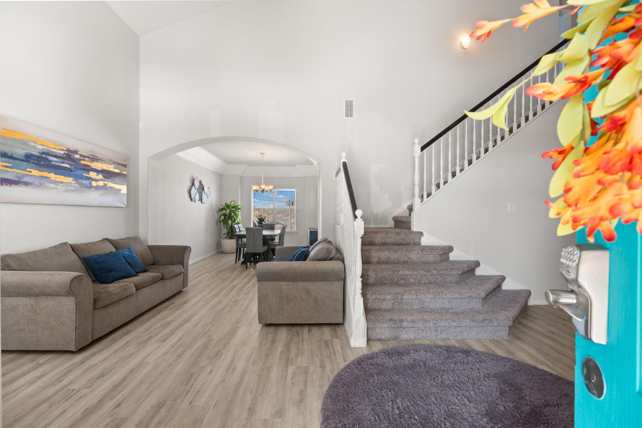 1207 MIRADOR Loop NE