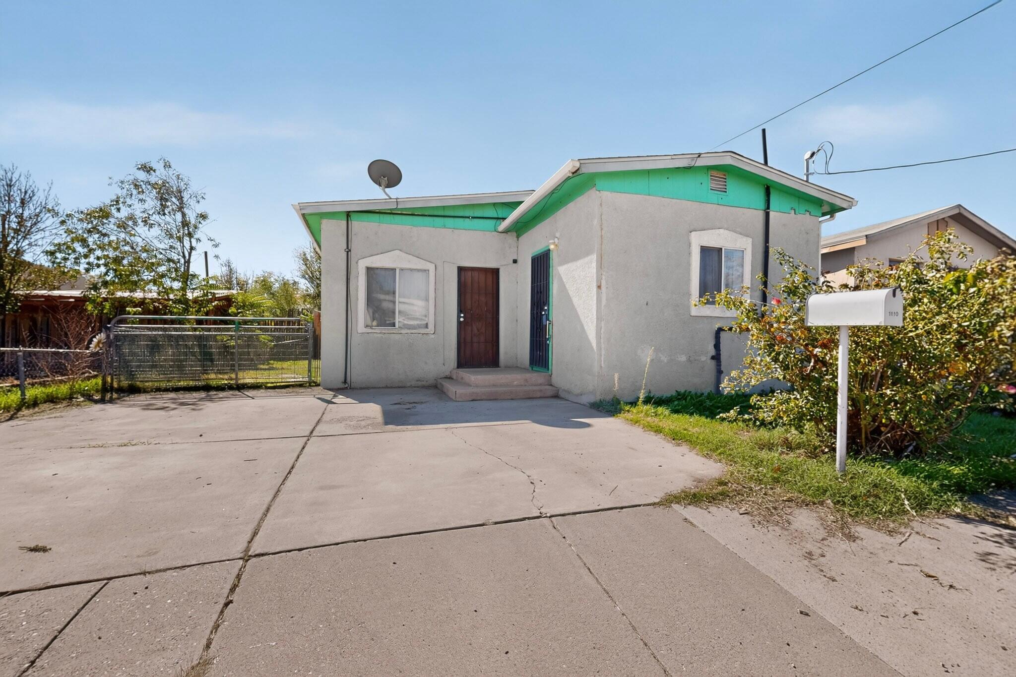 1110 Santa Fe Avenue SW
