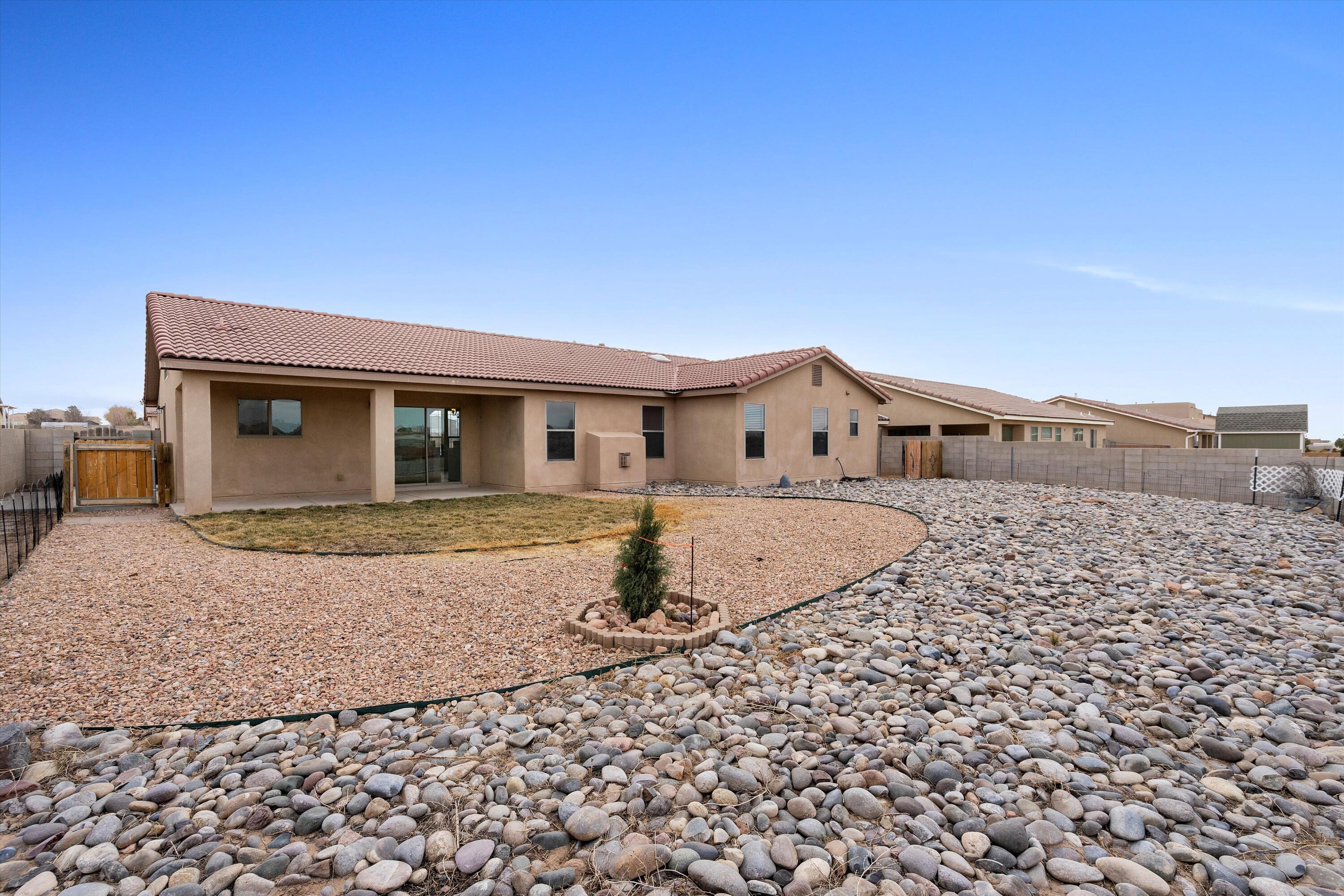 725 6th Street, Rio Rancho, New Mexico image 33