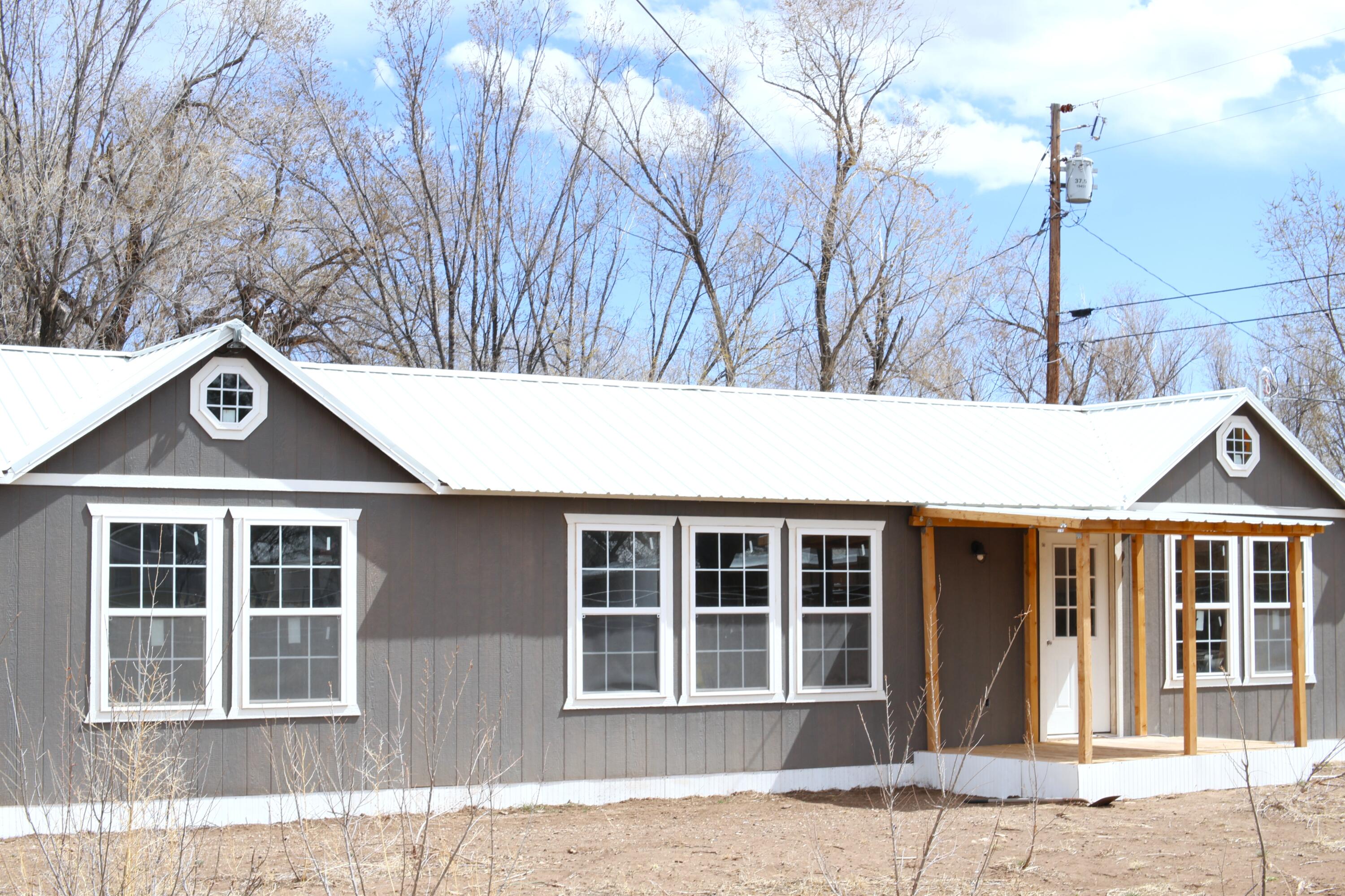 408 3rd Street, Capitan, New Mexico image 1