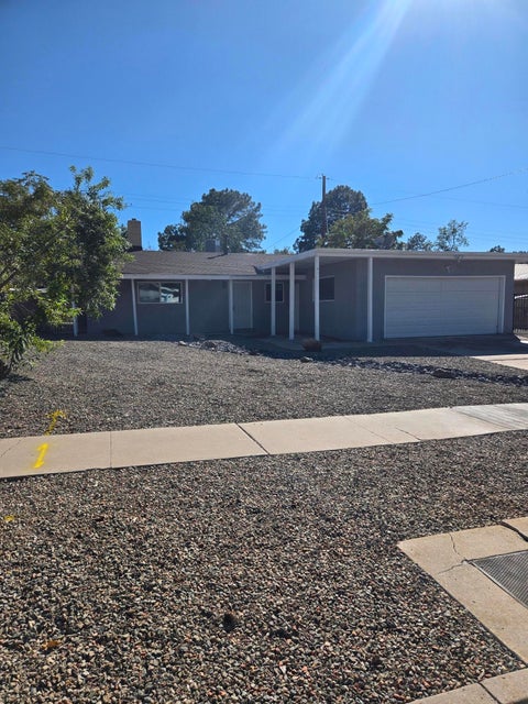 Homes For Sale - 9020 Princess Jeanne Avenue<br/> Albuquerque, NM 87112