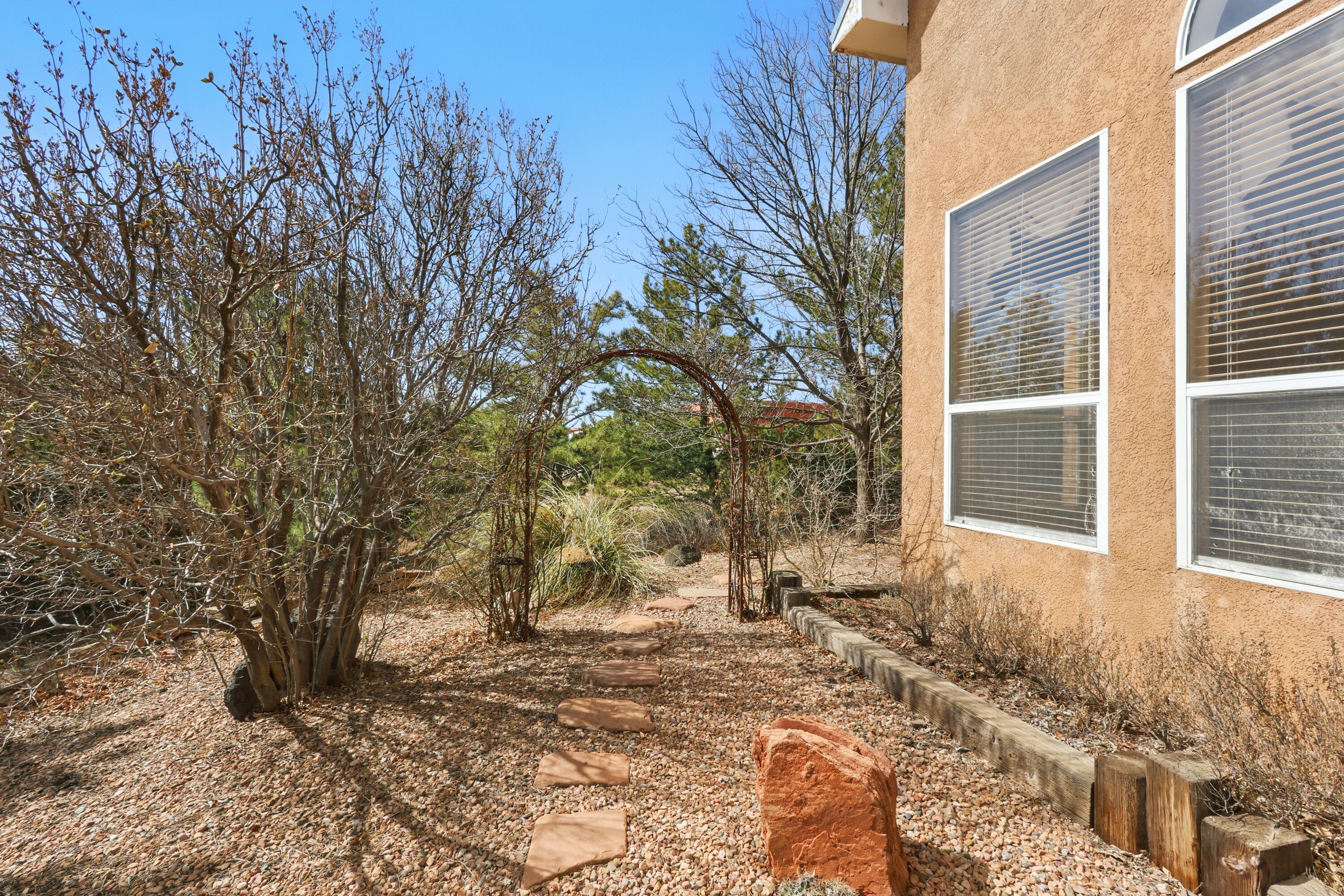 55 Western Saddle Drive, Tijeras, New Mexico image 3