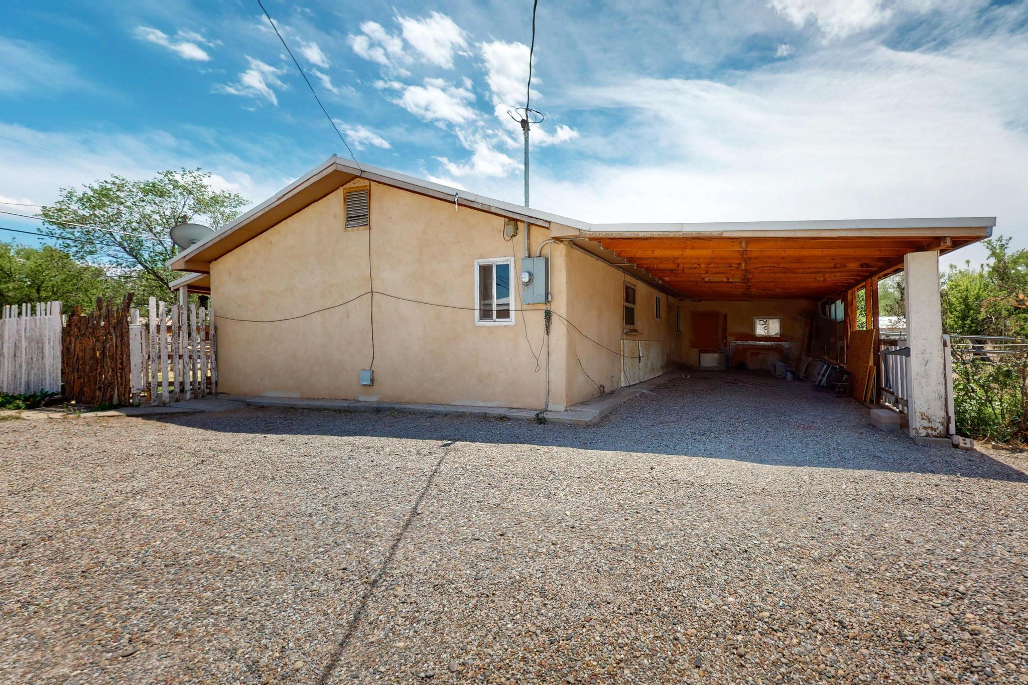 1237 Gabaldon Road, Belen, New Mexico image 2