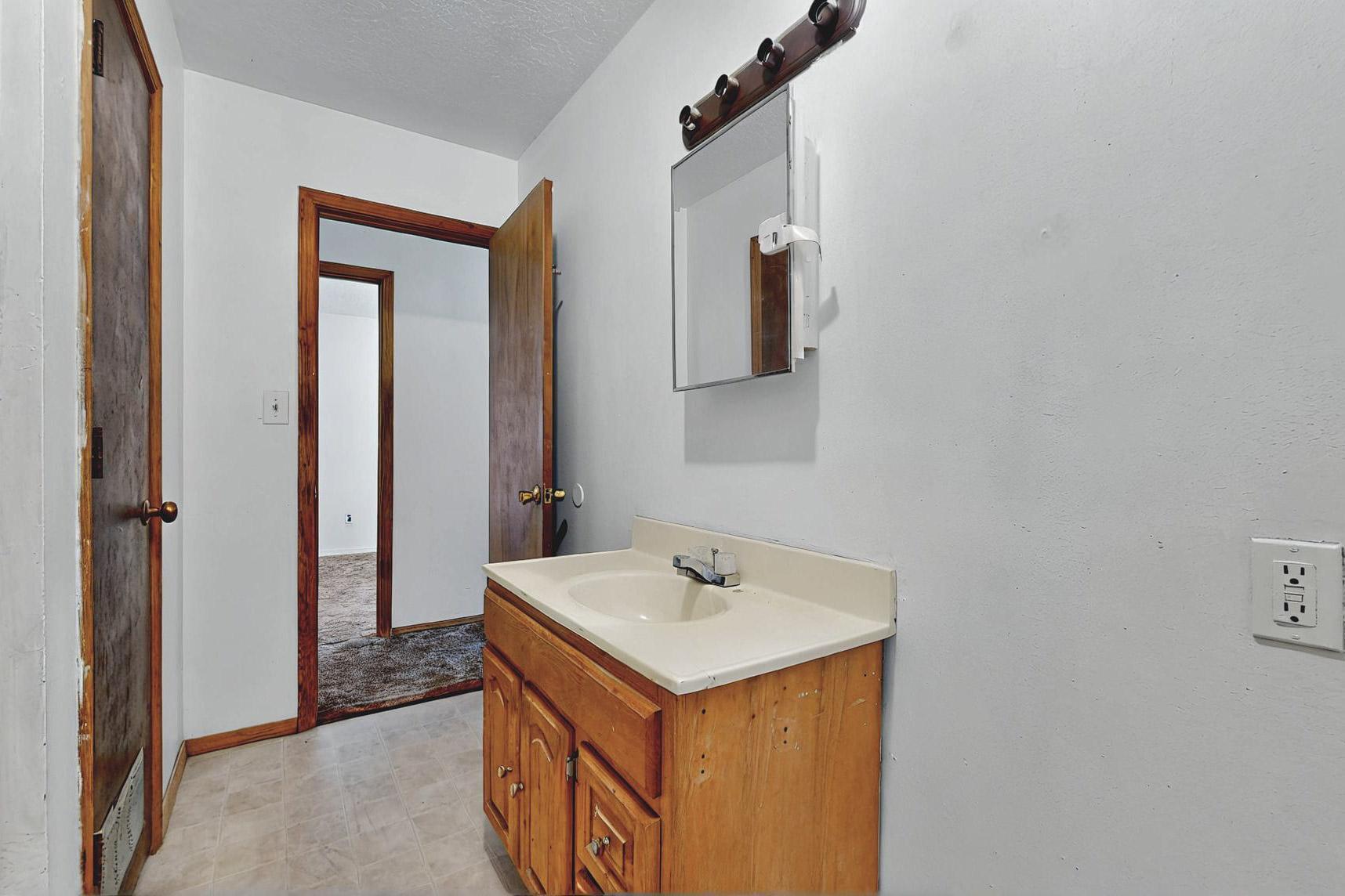 1237 Gabaldon Road, Belen, New Mexico image 16