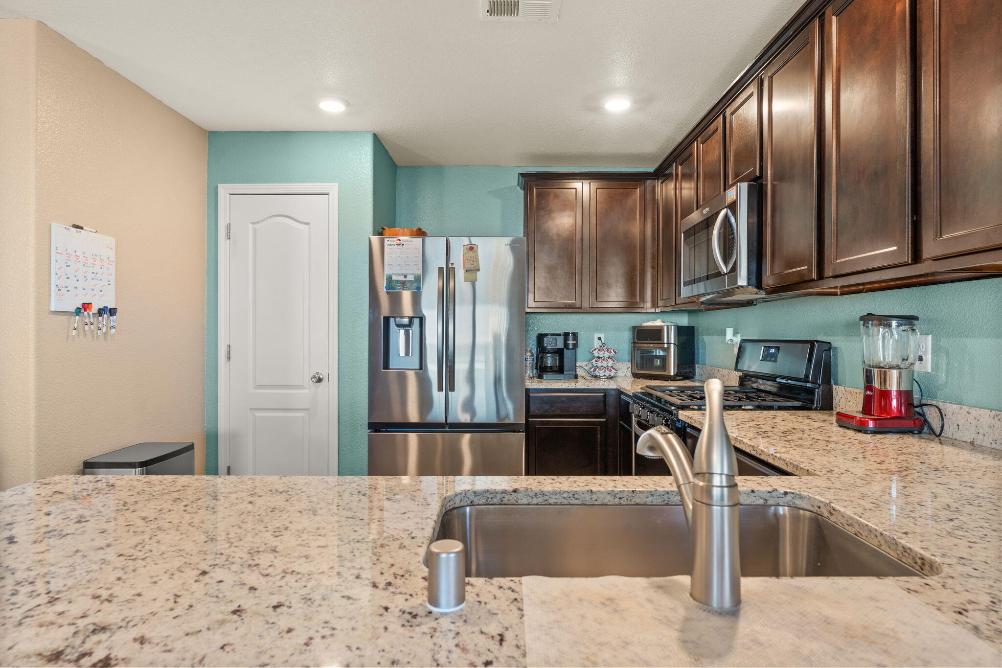 2318 Isabella Lane, Belen, New Mexico image 12