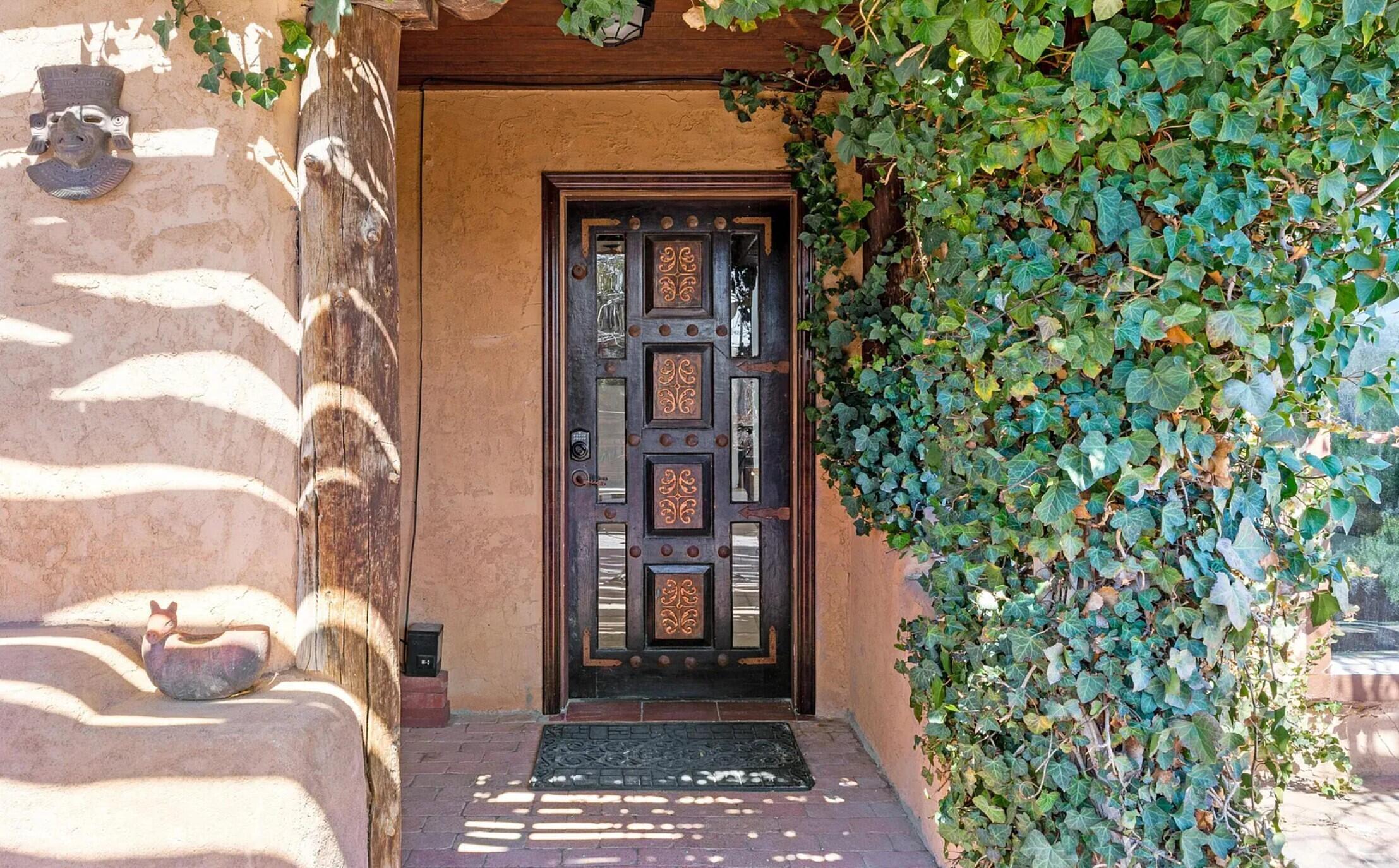 416 Camino Arco Iris