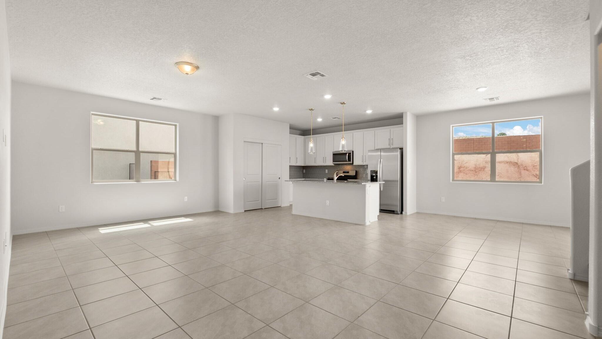 1601 Maggie Drive NE