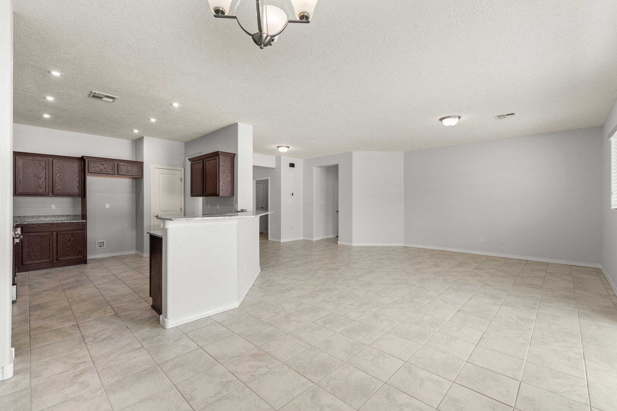 551 Pecos River Road, Los Lunas, New Mexico image 18