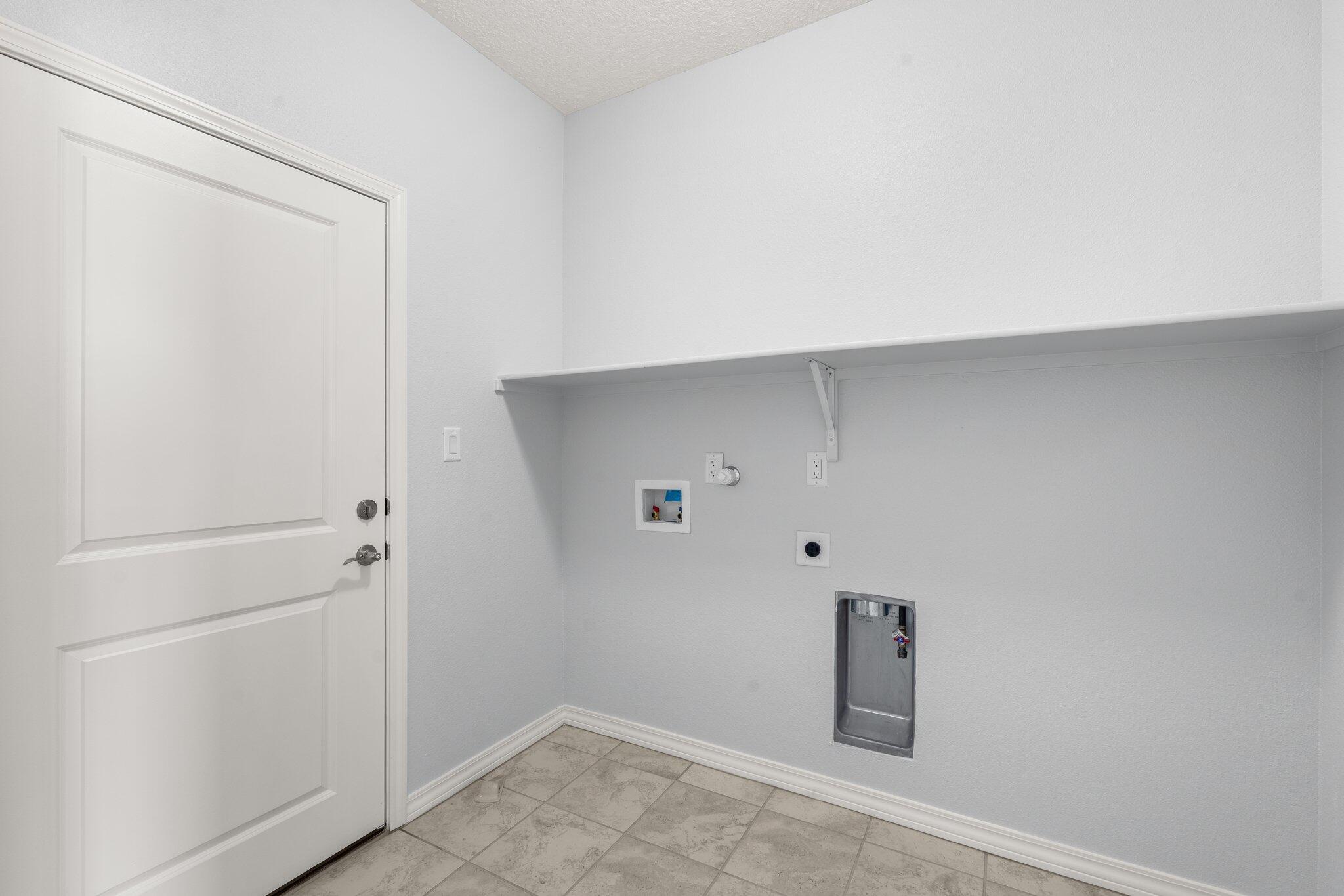 551 Pecos River Road, Los Lunas, New Mexico image 14