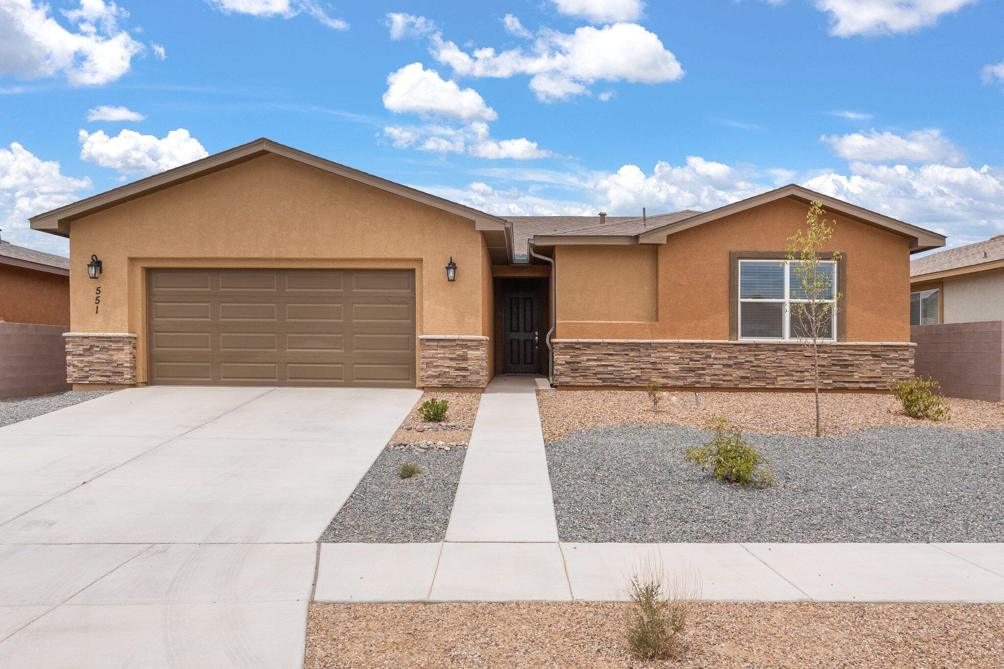 551 Pecos River Road, Los Lunas, New Mexico image 2