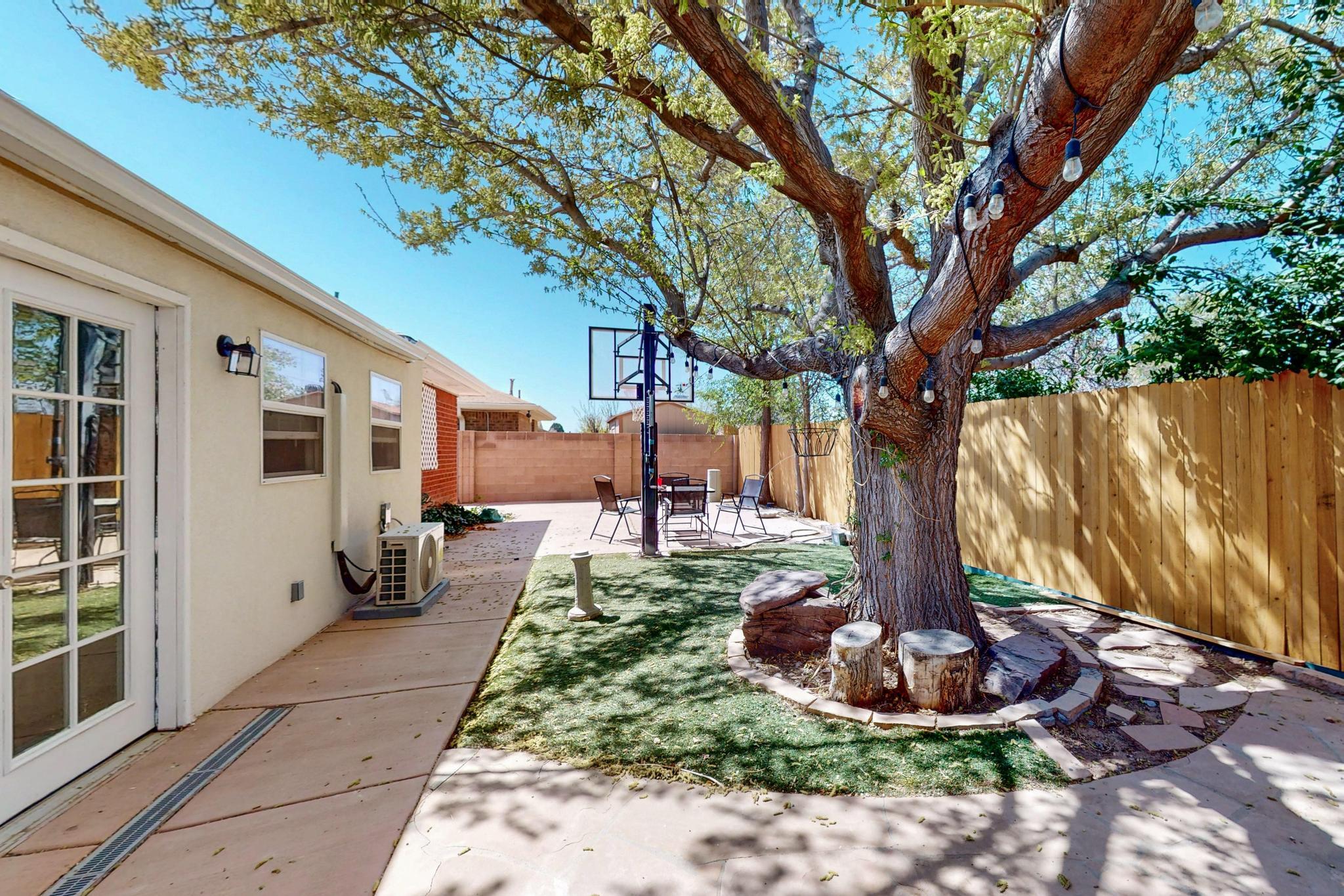 4615 Lobelia Road, Albuquerque, New Mexico image 35